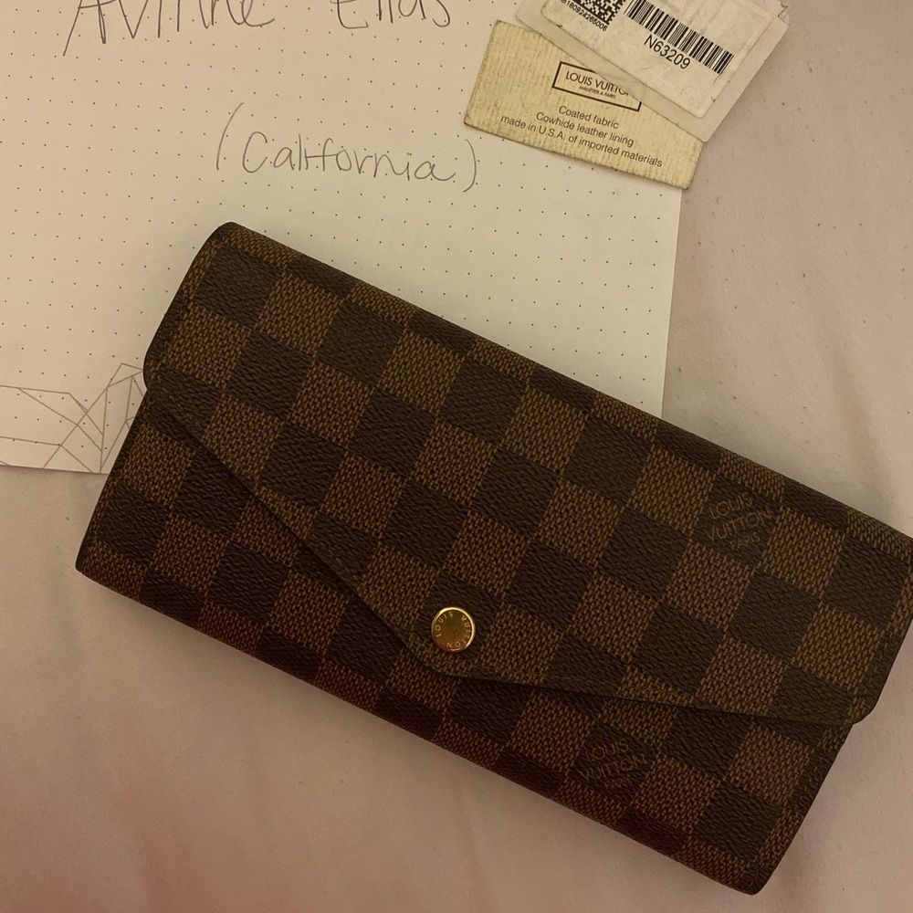 LOUIS VUITTON SARAH WALLET IN EBENE